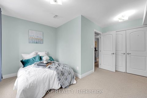 Photo 18 at 142 Hall Street, Mill Pond, Richmond Hill