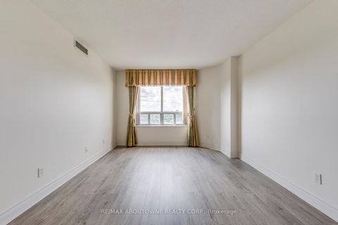 Photo 8 at 1805 - 5418 Yonge Street, Willowdale West, Toronto