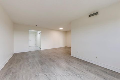 Photo 10 at 1805 - 5418 Yonge Street, Willowdale West, Toronto