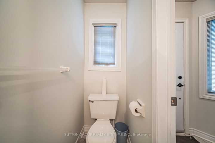 Photo 7 at 48 - 2275 Credit Valley Road, Central Erin Mills, Mississauga