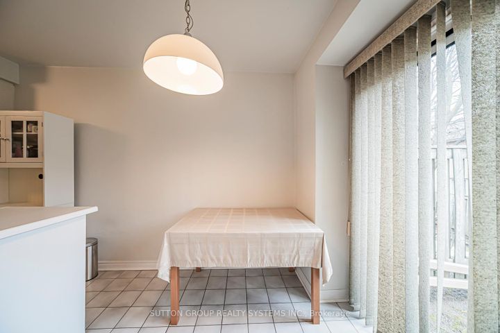 Photo 17 at 48 - 2275 Credit Valley Road, Central Erin Mills, Mississauga