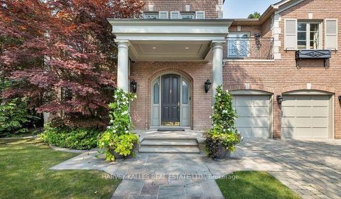 Photo 1 at 52 Berkindale Drive, Windfields, Toronto
