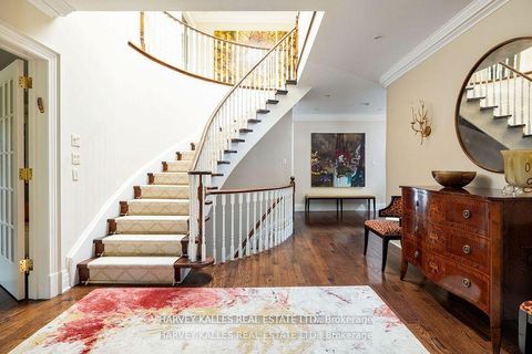 Photo 2 at 52 Berkindale Drive, Windfields, Toronto