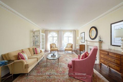 Photo 3 at 52 Berkindale Drive, Windfields, Toronto