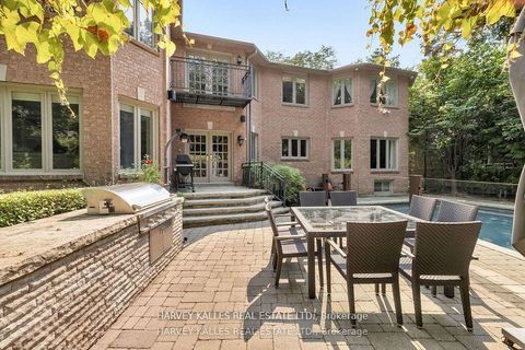 Photo 22 at 52 Berkindale Drive, Windfields, Toronto