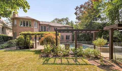 Photo 23 at 52 Berkindale Drive, Windfields, Toronto