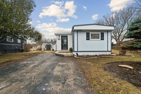 Photo 1 at 10 Pinecrest Circle, Cookstown, Innisfil