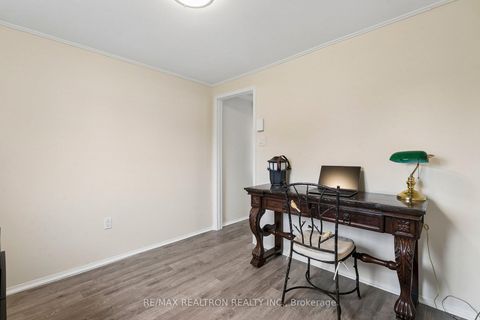 Photo 22 at 10 Pinecrest Circle, Cookstown, Innisfil