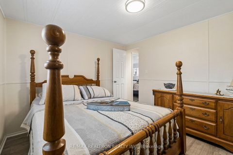 Photo 24 at 10 Pinecrest Circle, Cookstown, Innisfil