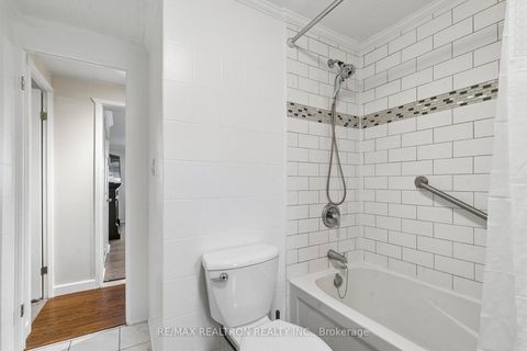 Photo 30 at 10 Pinecrest Circle, Cookstown, Innisfil