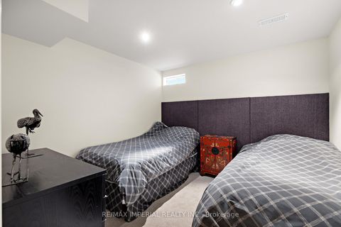 Photo 39 at 16 Carriage House Court, Jefferson, Richmond Hill