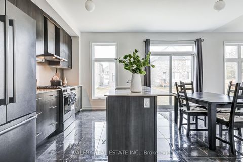 Photo 7 at 26 Sam Battaglia Crescent, Sutton & Jackson's Point, Georgina