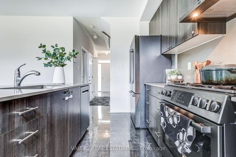 Photo 9 at 26 Sam Battaglia Crescent, Sutton & Jackson's Point, Georgina