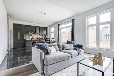 Photo 12 at 26 Sam Battaglia Crescent, Sutton & Jackson's Point, Georgina