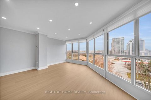 Photo 13 at 703 - 5 Weldrick Road W, North Richvale, Richmond Hill