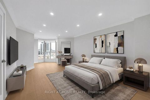 Photo 14 at 703 - 5 Weldrick Road W, North Richvale, Richmond Hill