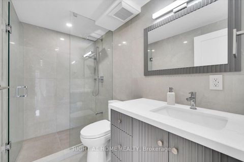 Photo 19 at 703 - 5 Weldrick Road W, North Richvale, Richmond Hill