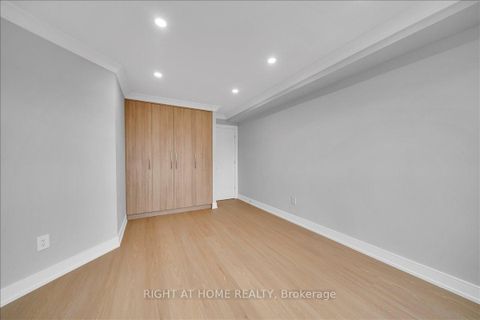 Photo 21 at 703 - 5 Weldrick Road W, North Richvale, Richmond Hill