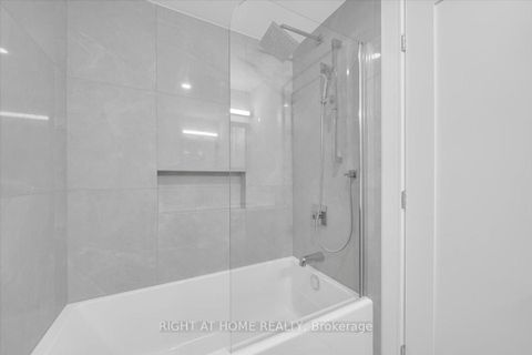 Photo 24 at 703 - 5 Weldrick Road W, North Richvale, Richmond Hill