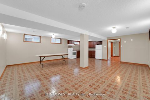 Photo 28 at 304 La Rose Avenue, Richview, Toronto