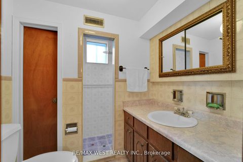 Photo 33 at 304 La Rose Avenue, Richview, Toronto