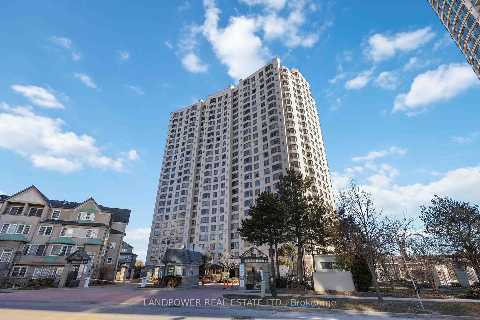 2510 - 228 Bonis Avenue, Sullivan, Toronto by Loree Meneguzzi Real Estate 2510 - 228 Bonis Avenue, Sullivan, Toronto