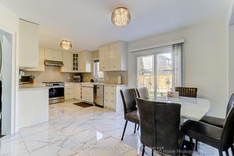 Photo 15 at 80 Lois Drive, Islington Woods, Vaughan