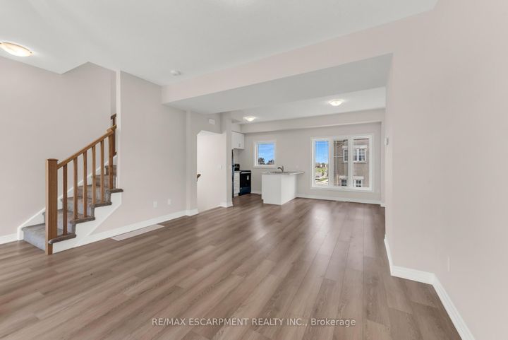 Photo 8 at 57 - 19 Picardy Drive, Stoney Creek Mountain, Hamilton