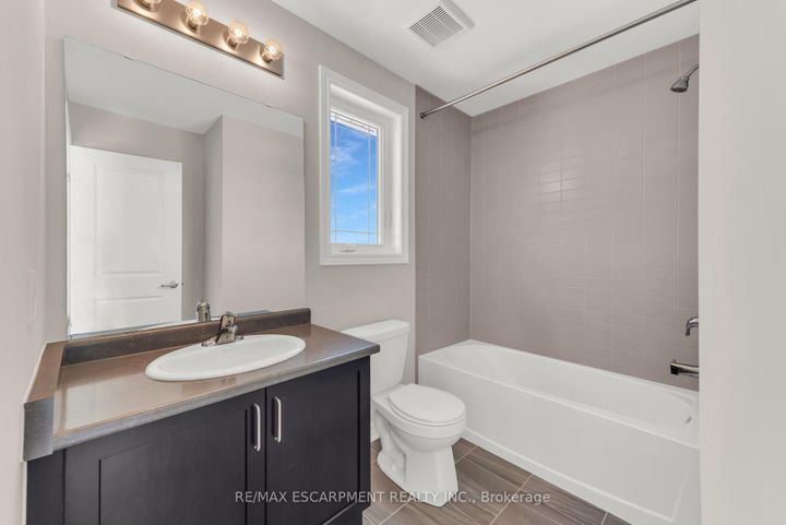 Photo 24 at 57 - 19 Picardy Drive, Stoney Creek Mountain, Hamilton