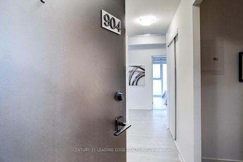 Photo 5 at B904 - 292 Verdale Crossing, Unionville, Markham