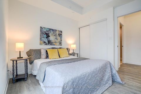 Photo 32 at B904 - 292 Verdale Crossing, Unionville, Markham