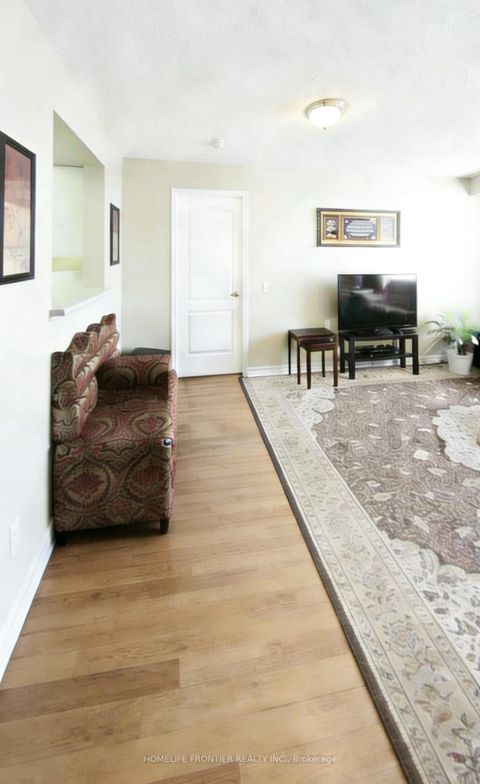 Photo 4 at 611 - 3088 Kennedy Road, Steeles, Toronto