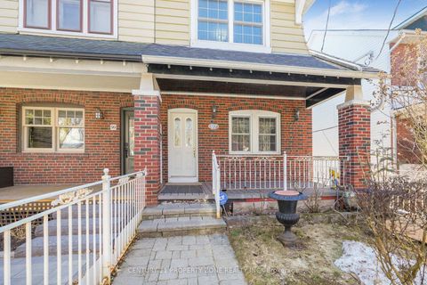 Photo 3 at 97 SPARKHALL Avenue, North Riverdale, Toronto