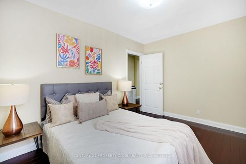 Photo 17 at 97 SPARKHALL Avenue, North Riverdale, Toronto