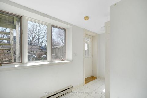 Photo 32 at 97 SPARKHALL Avenue, North Riverdale, Toronto