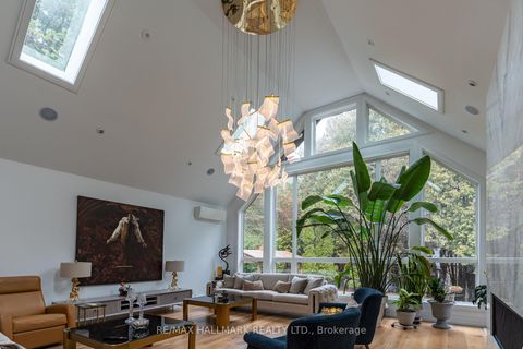 Photo 4 at 124 Timpson Drive, Aurora Highlands, Aurora