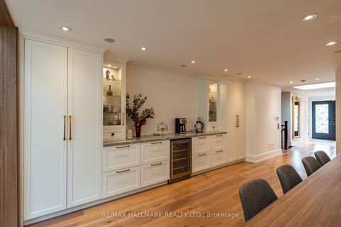 Photo 8 at 124 Timpson Drive, Aurora Highlands, Aurora