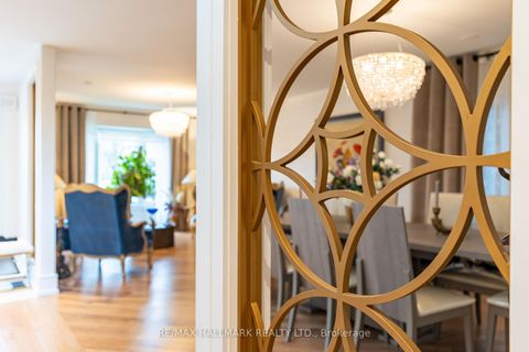 Photo 11 at 124 Timpson Drive, Aurora Highlands, Aurora