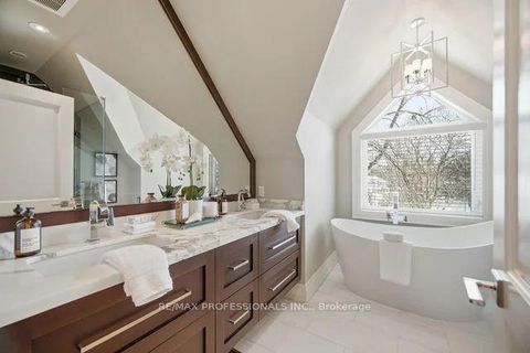 Photo 22 at 12 Walford Road, Kingsway South, Toronto