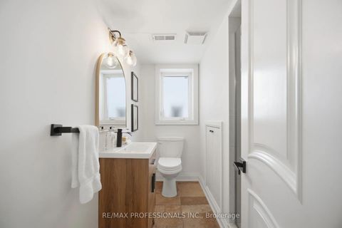 Photo 32 at 12 Walford Road, Kingsway South, Toronto