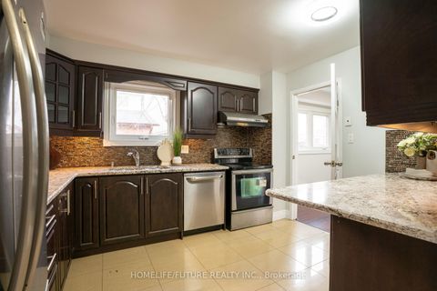 Photo 7 at 25 Shady Hollow Drive, Milliken, Toronto