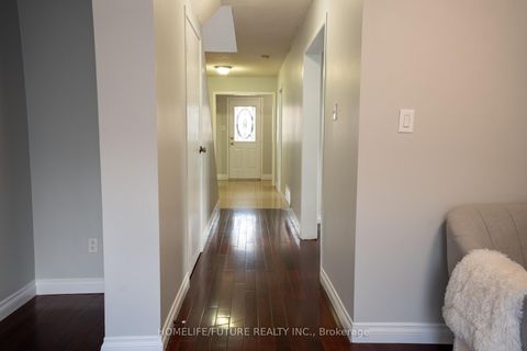 Photo 11 at 25 Shady Hollow Drive, Milliken, Toronto