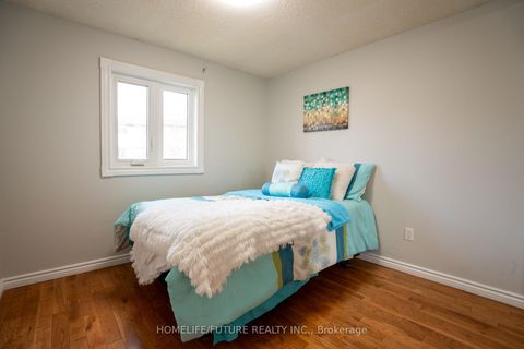 Photo 29 at 25 Shady Hollow Drive, Milliken, Toronto