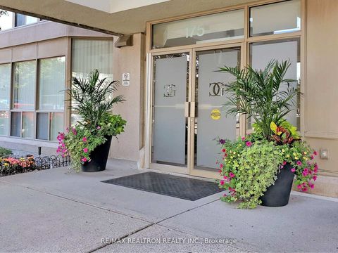 Photo 2 at 208 - 175 Cedar Avenue, Harding, Richmond Hill