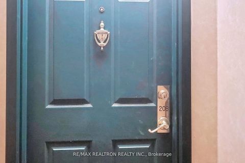 Photo 4 at 208 - 175 Cedar Avenue, Harding, Richmond Hill