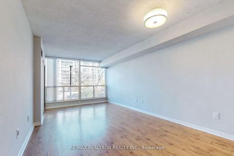 Photo 7 at 208 - 175 Cedar Avenue, Harding, Richmond Hill