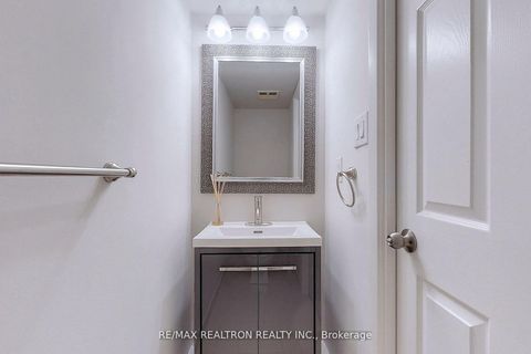 Photo 19 at 208 - 175 Cedar Avenue, Harding, Richmond Hill