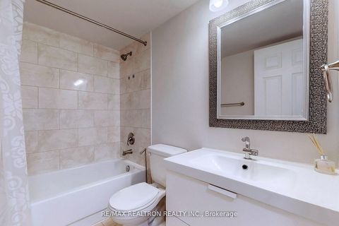 Photo 25 at 208 - 175 Cedar Avenue, Harding, Richmond Hill