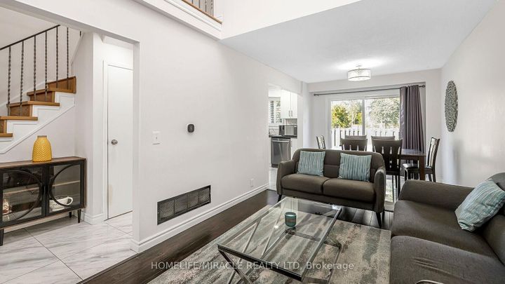 Photo 12 at 52 - 1290 Bridletowne Circle, L'Amoreaux, Toronto