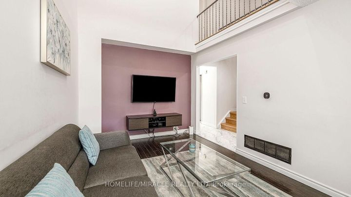 Photo 13 at 52 - 1290 Bridletowne Circle, L'Amoreaux, Toronto